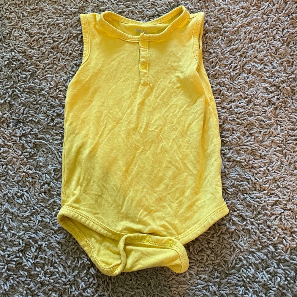 KYTE baby pineapple sleeveless Bodysuit Sz. 3-6 months